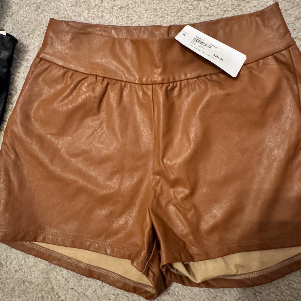Commando faux leather shorts, NWT, size S
